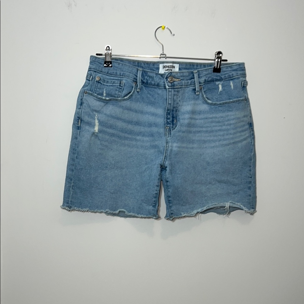 Denizen for Levi’s Mid-rise Jean shorts